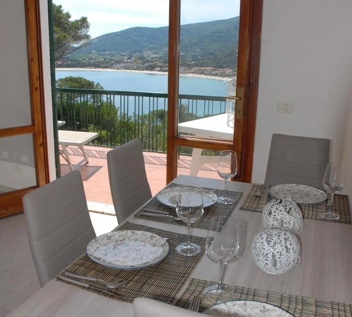 Апартаменты Marina Di Campo, Terrazza Panoramica Vista Mare 0*,  Италия